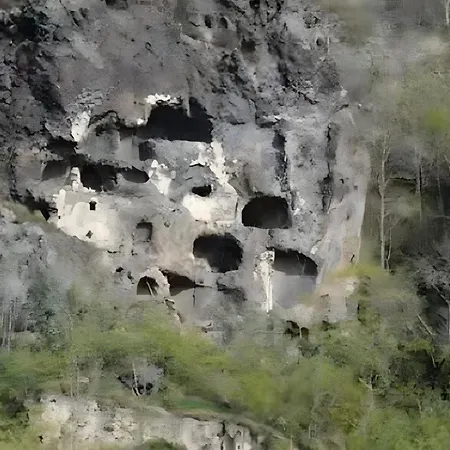 Maison De Village